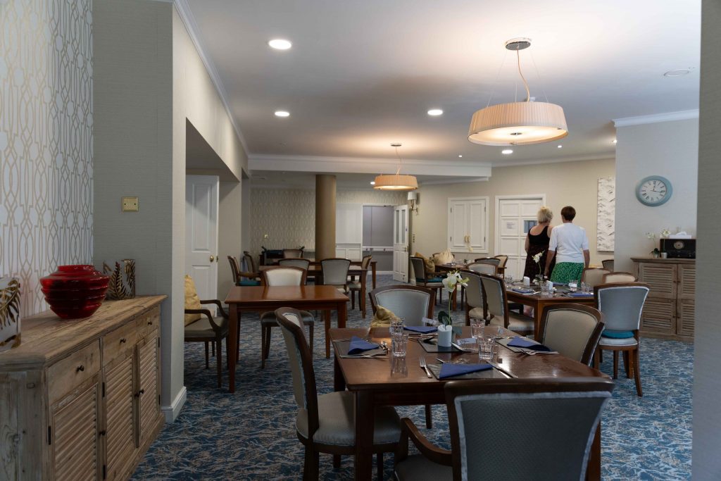 Melton Court Dining Room-7