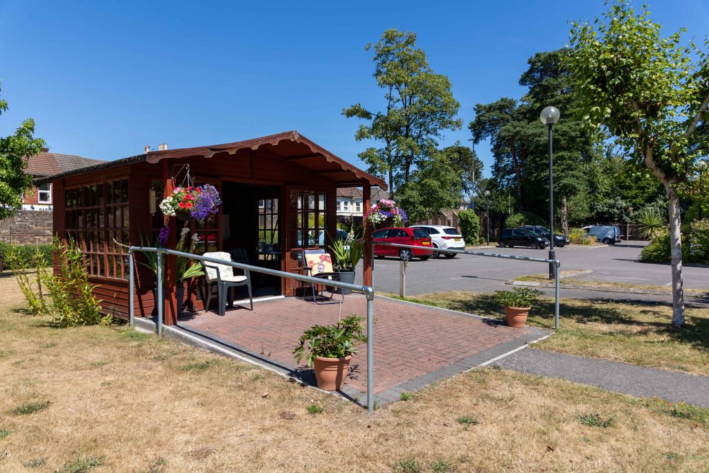 Melton Court Garden-11