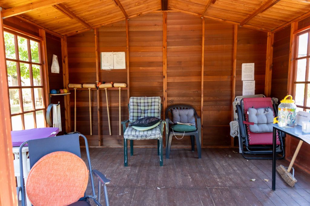 Melton Court Garden-14